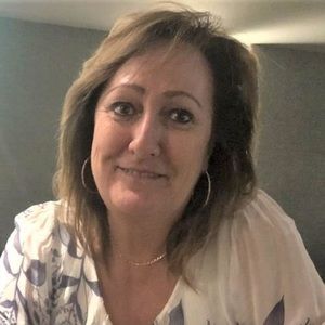 Meet your Posher, Lucie